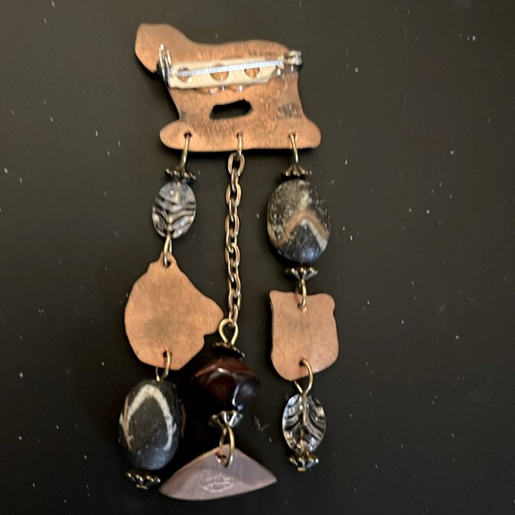 NWOT DESIGNS FROM THE DEEP SAFARI BROOCH - Picture 2 of 7